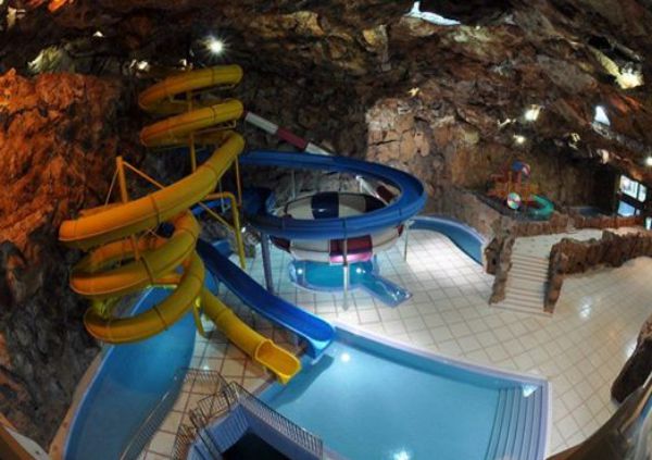 water park equipment manufacturers