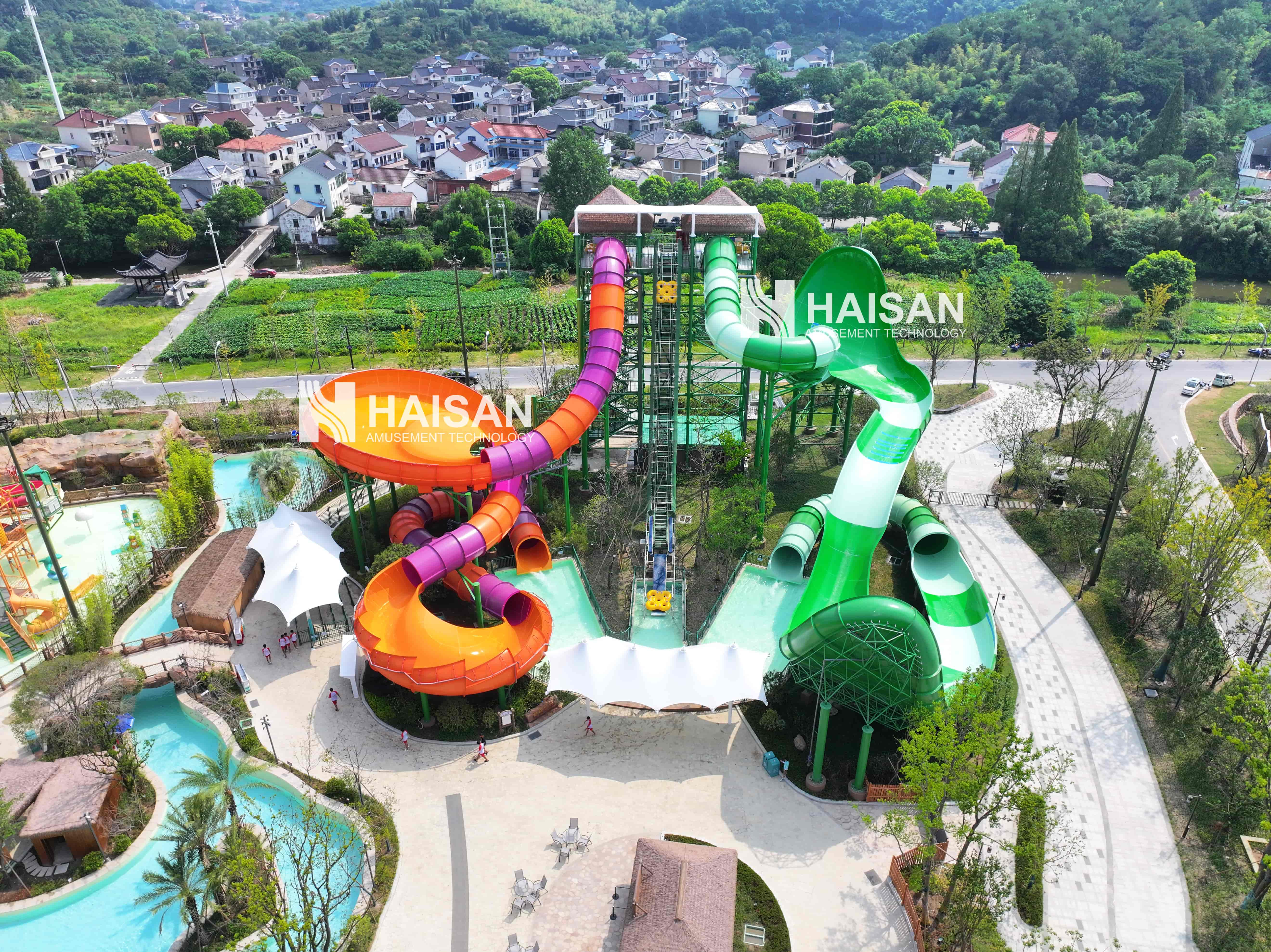 Interstella Spiral Slide + Giant Wave Rolling Slide Combination