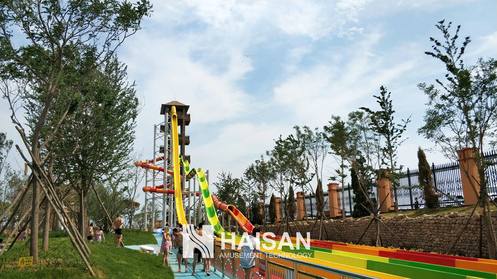 High-Speed Slide Complex